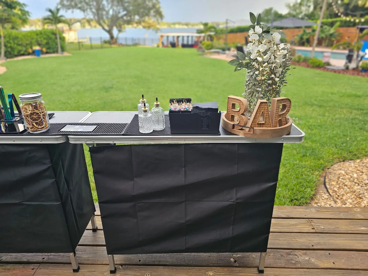 Mobile bar setup for private party in Kissimmee