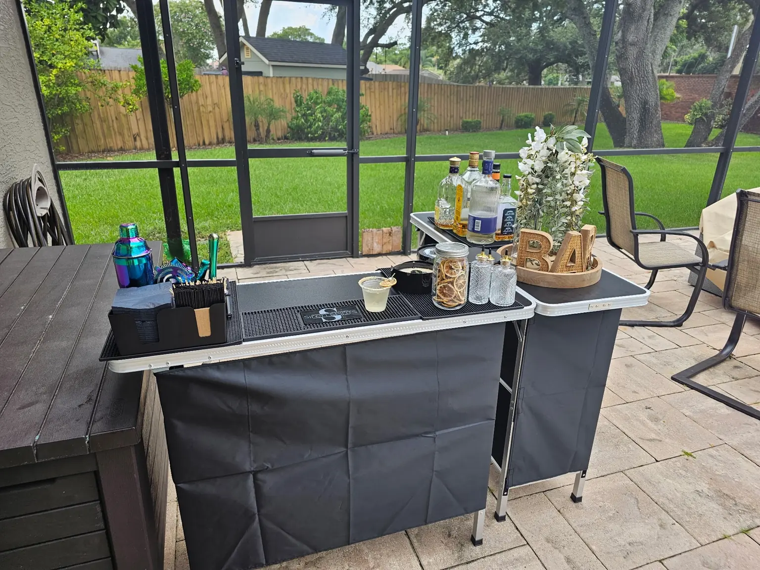 Mobile pool parties bartending setup for party in Orlando